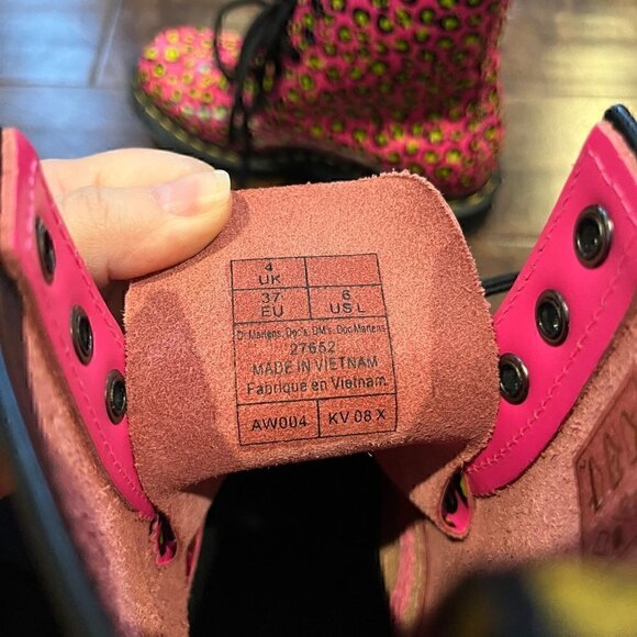 Dr Martens 1460 Leopard Smooth Leather Lace Up Boots Hot Pink NWT - Picture 7 of 8